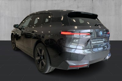 BMW iX xDrive40 - 2