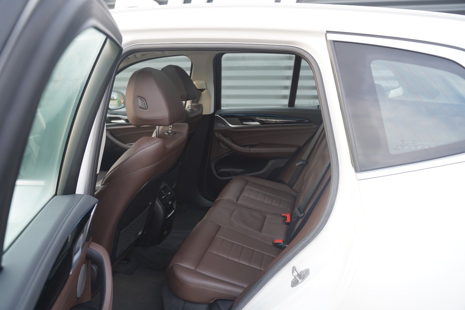 Billede af BMW iX3  Charged Impressive