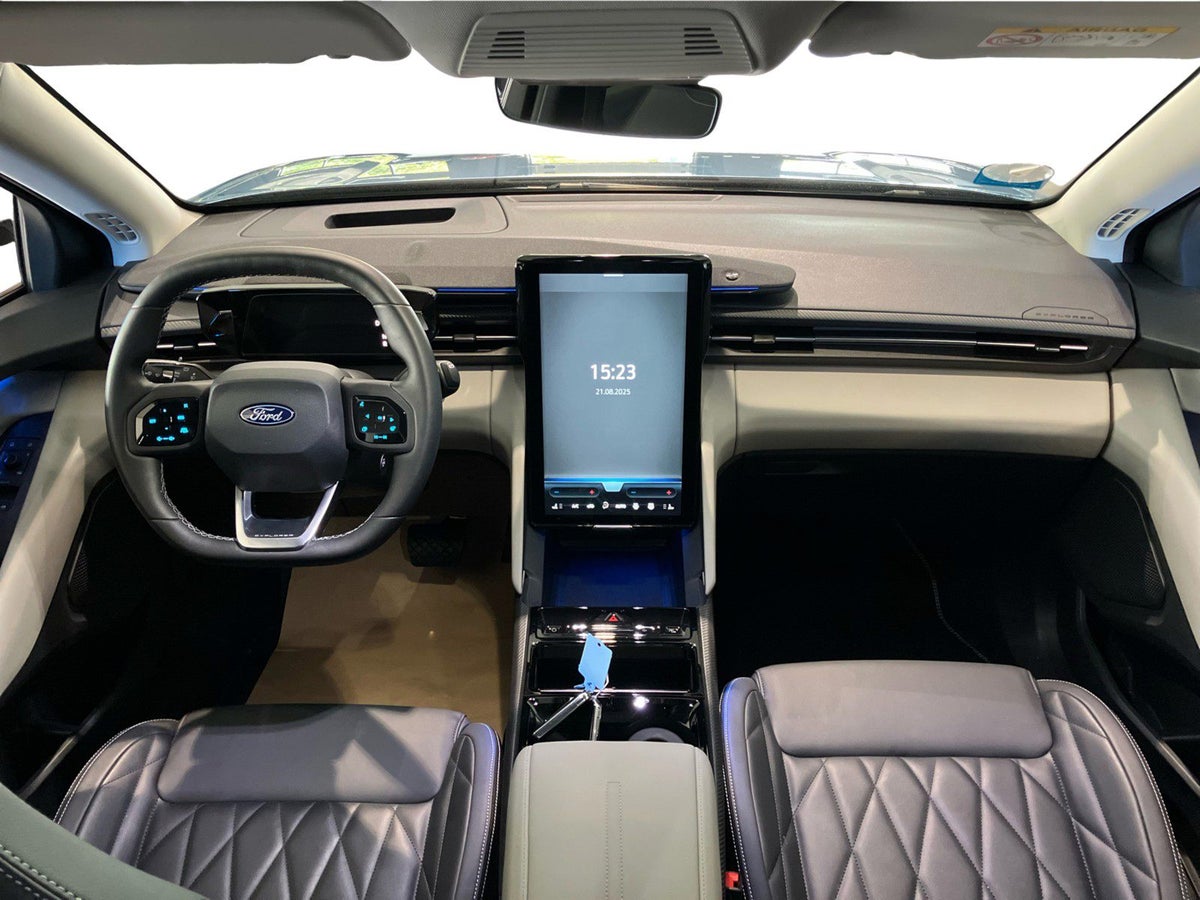 Ford Explorer Premium Extended Range billede 10