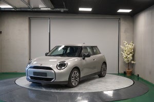 MINI Cooper E Classic Trim L