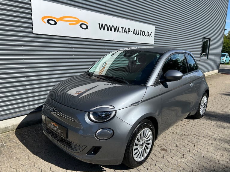 Fiat 500e Action