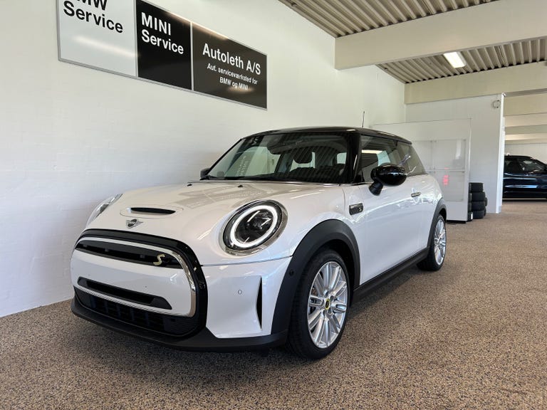 MINI Cooper SE Classic Trim