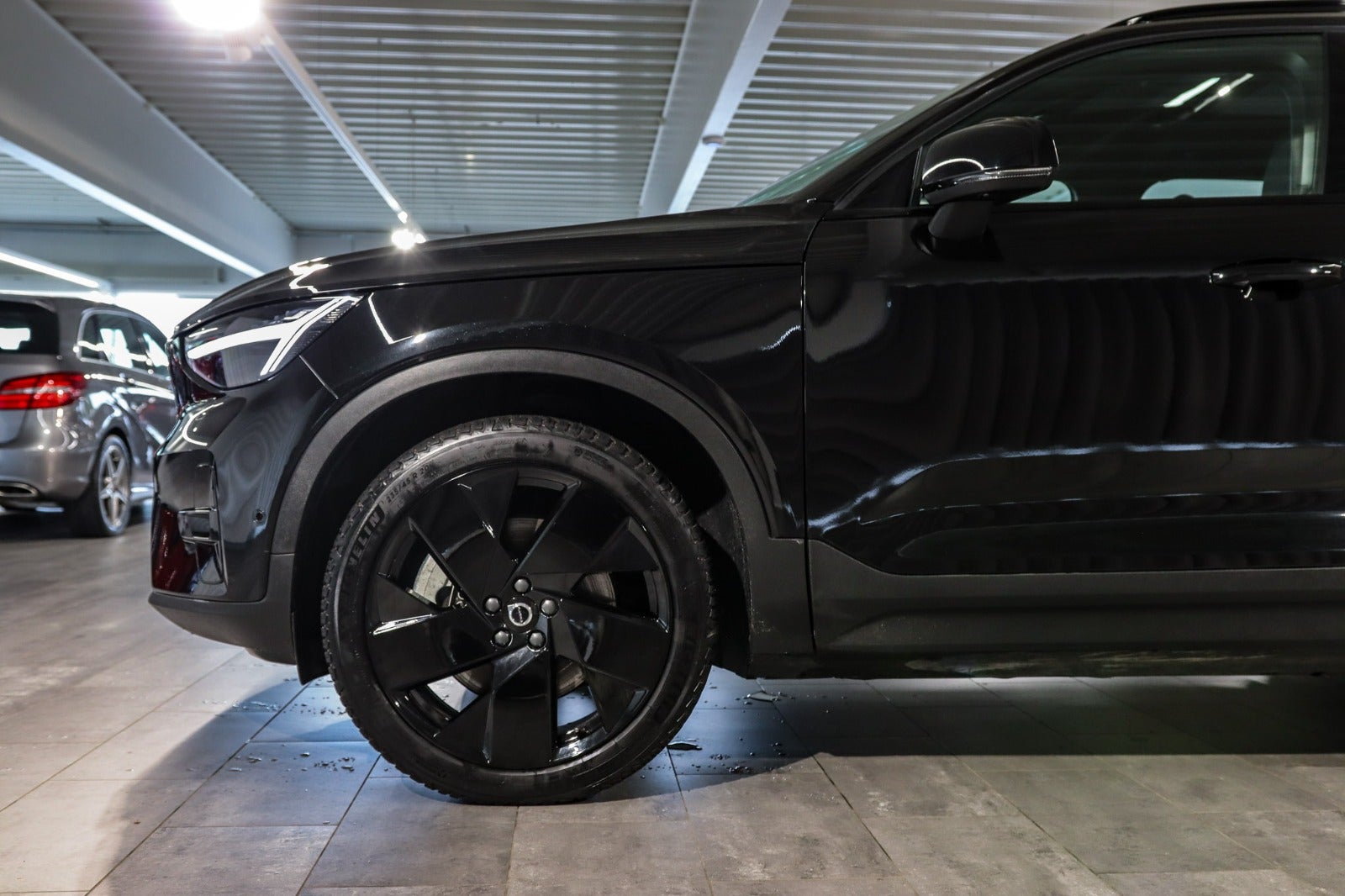 Billede af Volvo EX40  Extended Range Black Edition