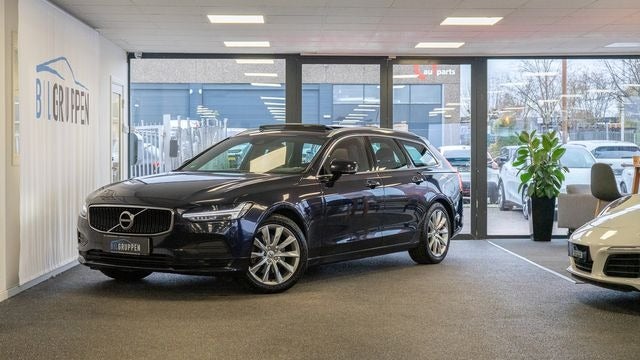 Billede af Volvo V90 2,0 D5 235 Momentum aut. AWD