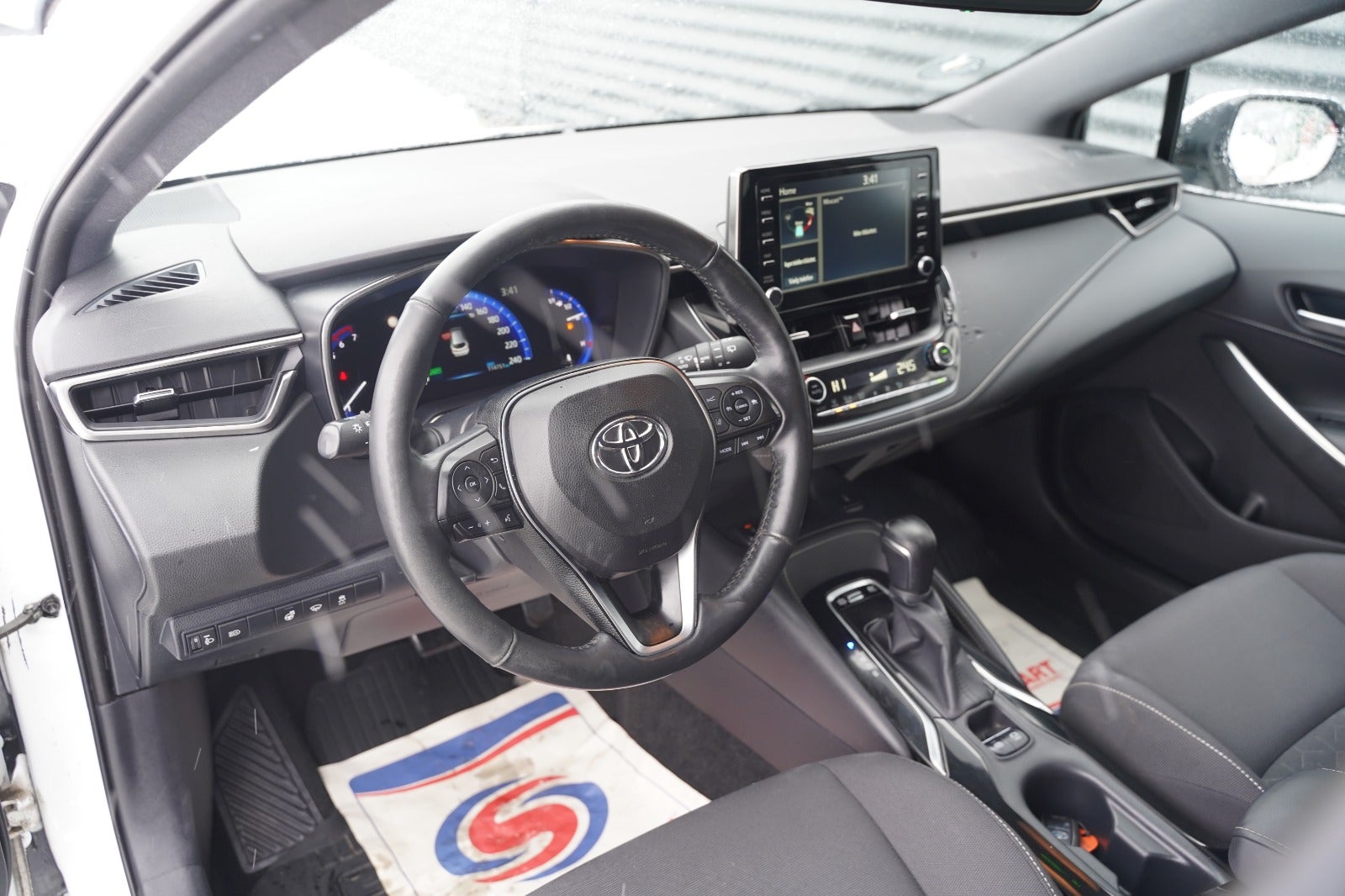 Billede af Toyota Corolla 1,8 Hybrid H3 Touring Sports MDS Van