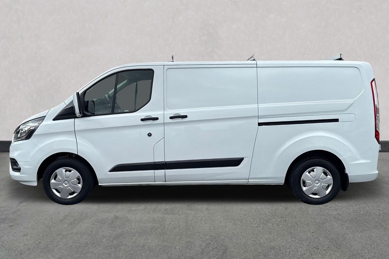 Billede af Ford Transit Custom 320L 2,0 TDCi 130 Trend