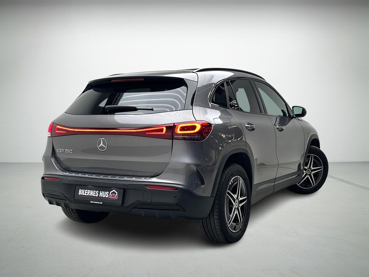 Mercedes EQA250 AMG Line billede 2