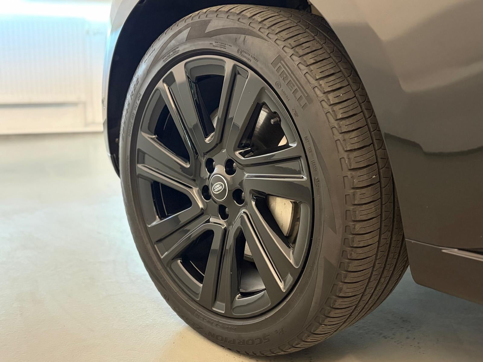 Land Rover – Range Rover