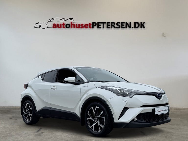 Toyota C-HR Hybrid Selected CVT