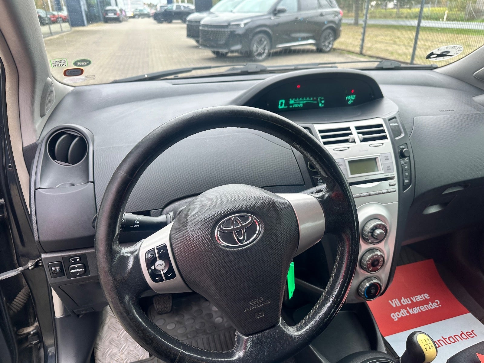 Toyota Yaris VVT-i Terra