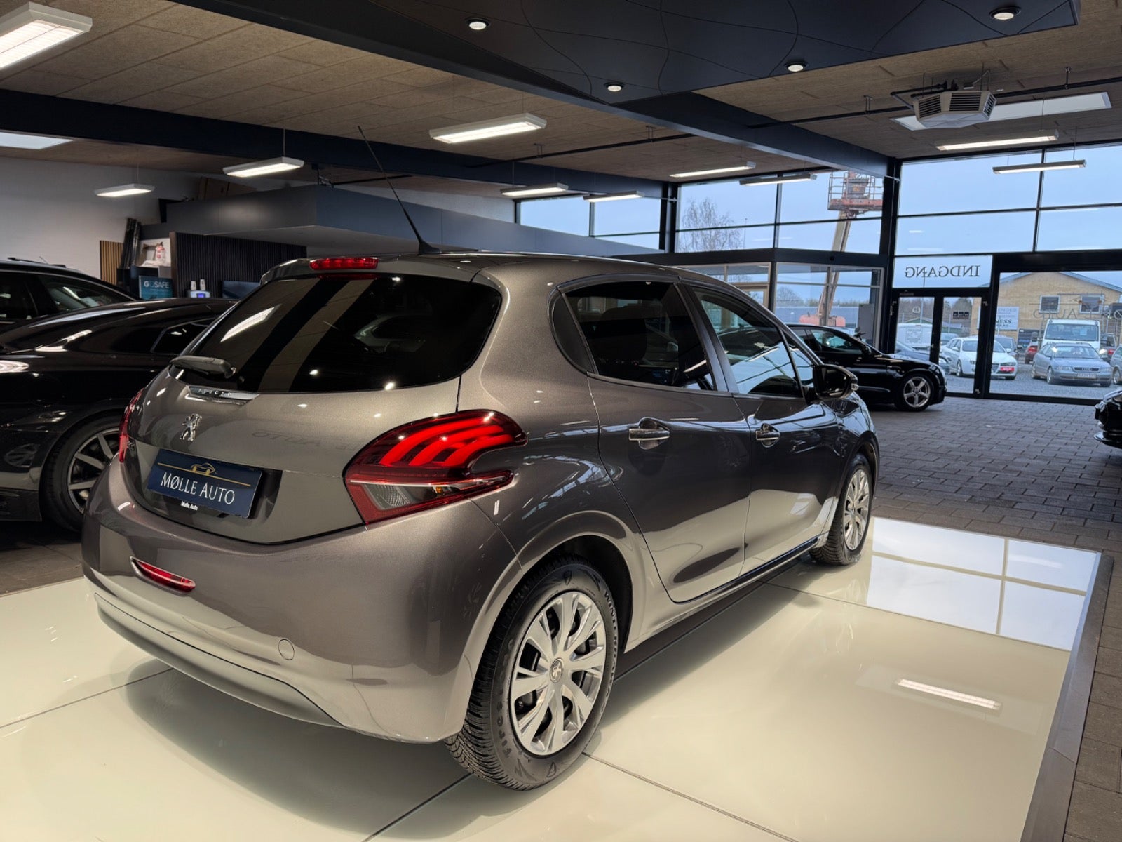 Billede af Peugeot 208 1,5 BlueHDi 100 Envy