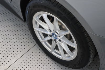 BMW i4 eDrive35 Charged