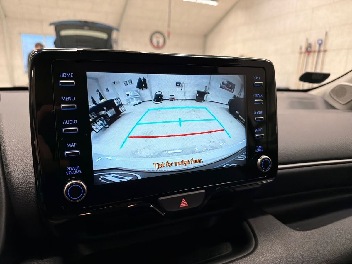 Toyota Yaris Hybrid Active e-CVT billede 15