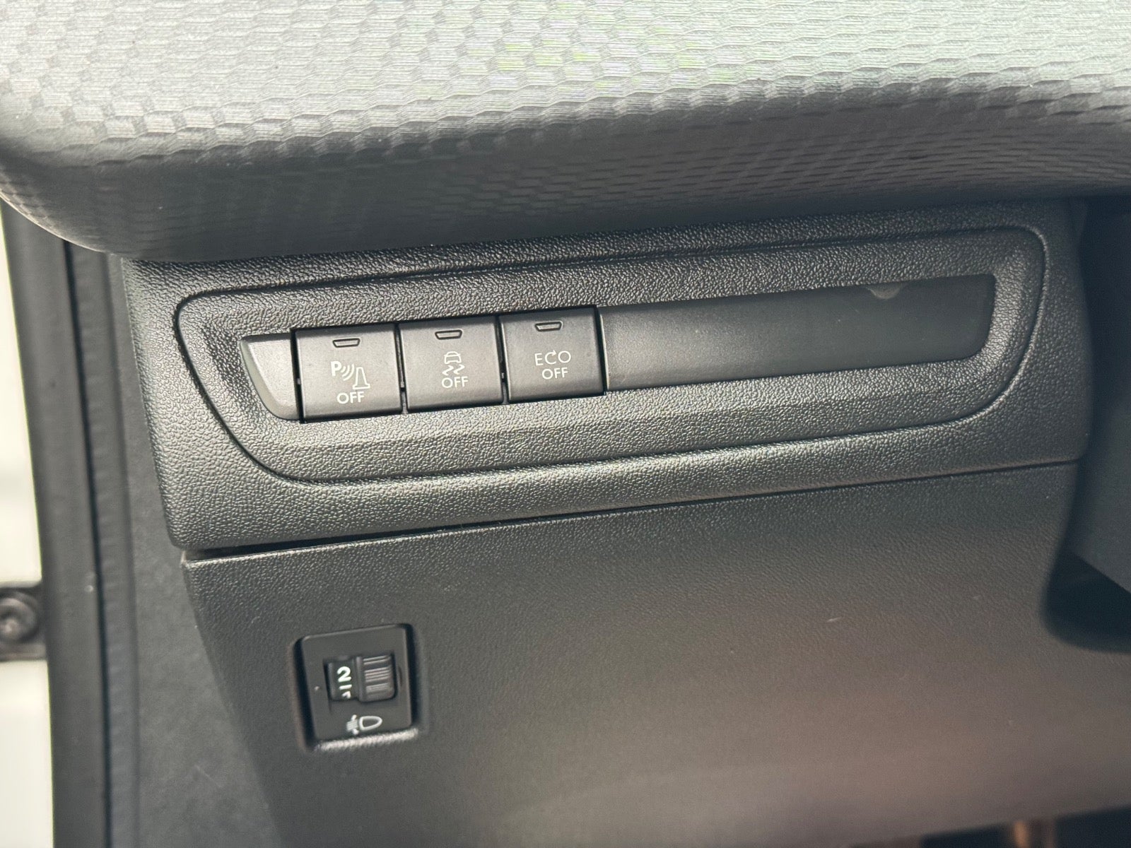 Billede af Peugeot 208 1,6 BlueHDi 100 Active+