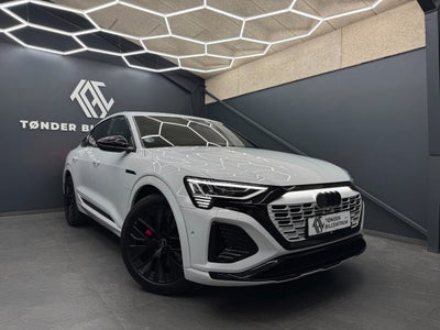 Audi Q8 e-tron 55 S-line Black Style Sportback quattro 5d