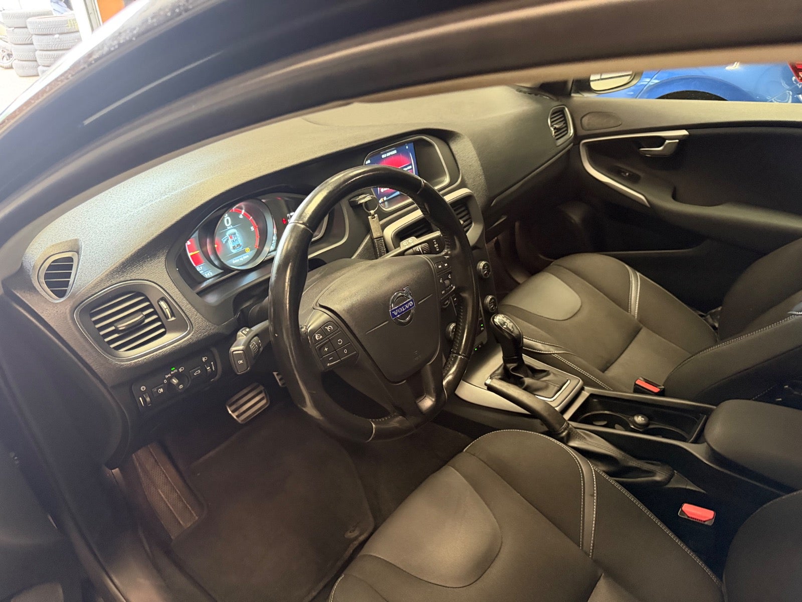 Volvo V40 D4 190 Kinetic aut. - billede 6