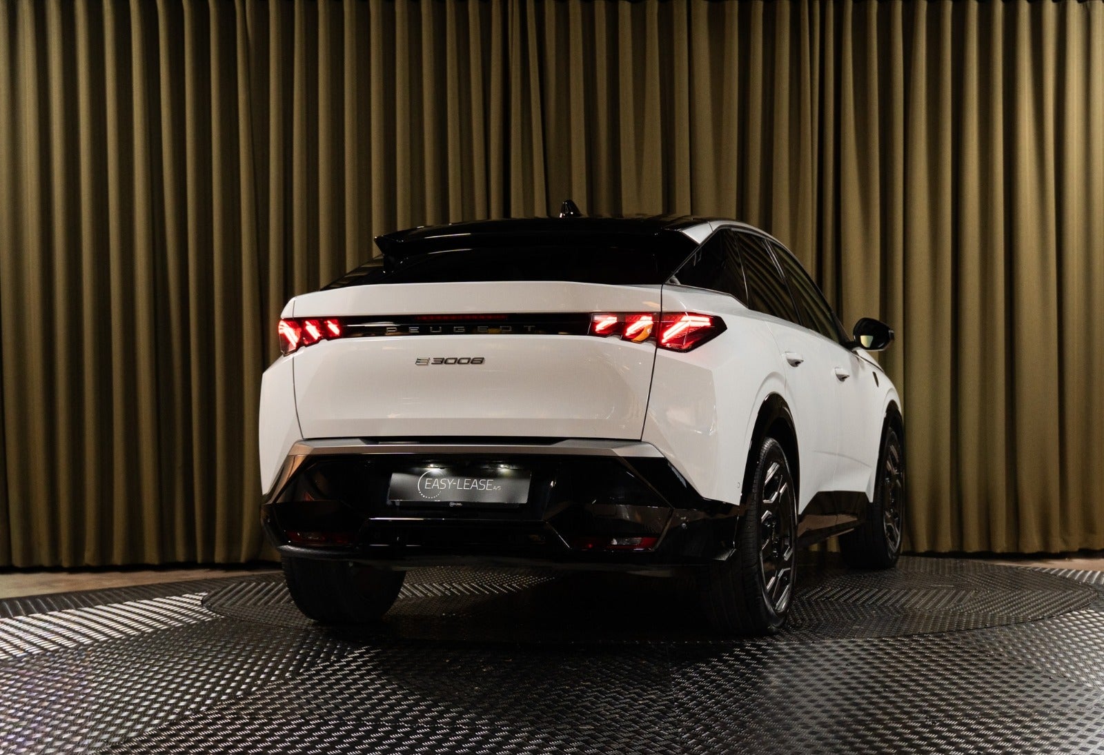 Billede af Peugeot e-3008 77 GT Pack