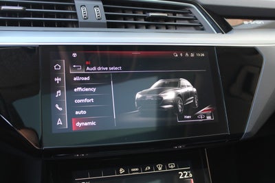 Audi e-tron Advanced quattro