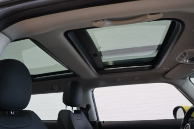 MINI Cooper SE Camden Edition