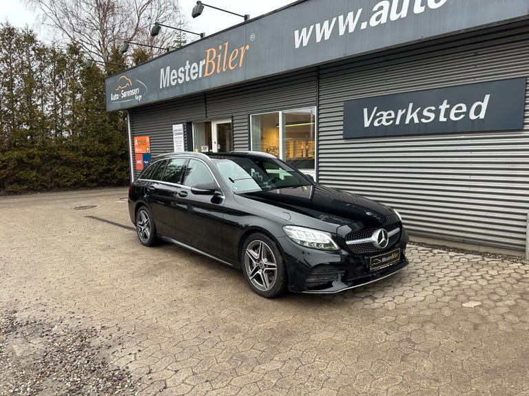 Mercedes C300 AMG Line stc. aut.