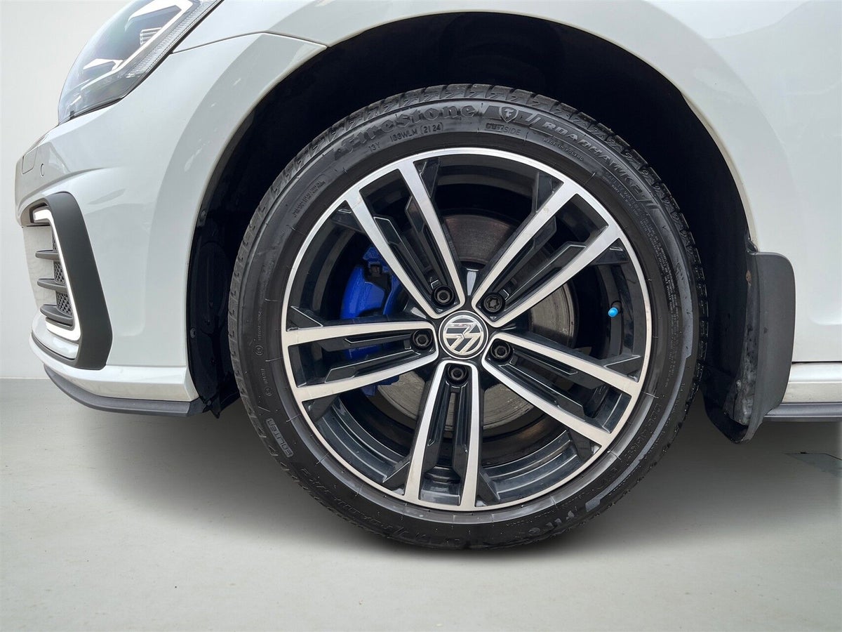 VW Golf VIII GTE DSG billede 8