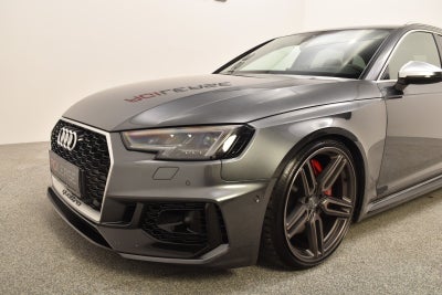 Audi RS4 TFSi Avant quattro Tiptr.