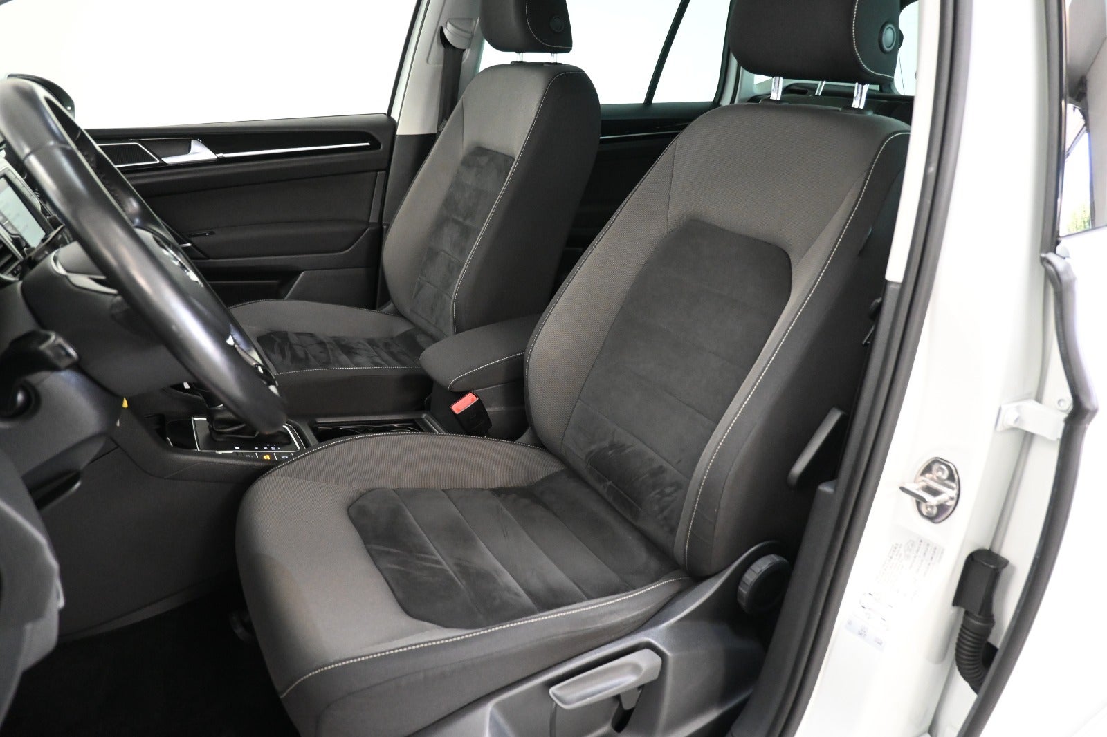 VW Golf Sportsvan TSi 150 R-line DSG BMT