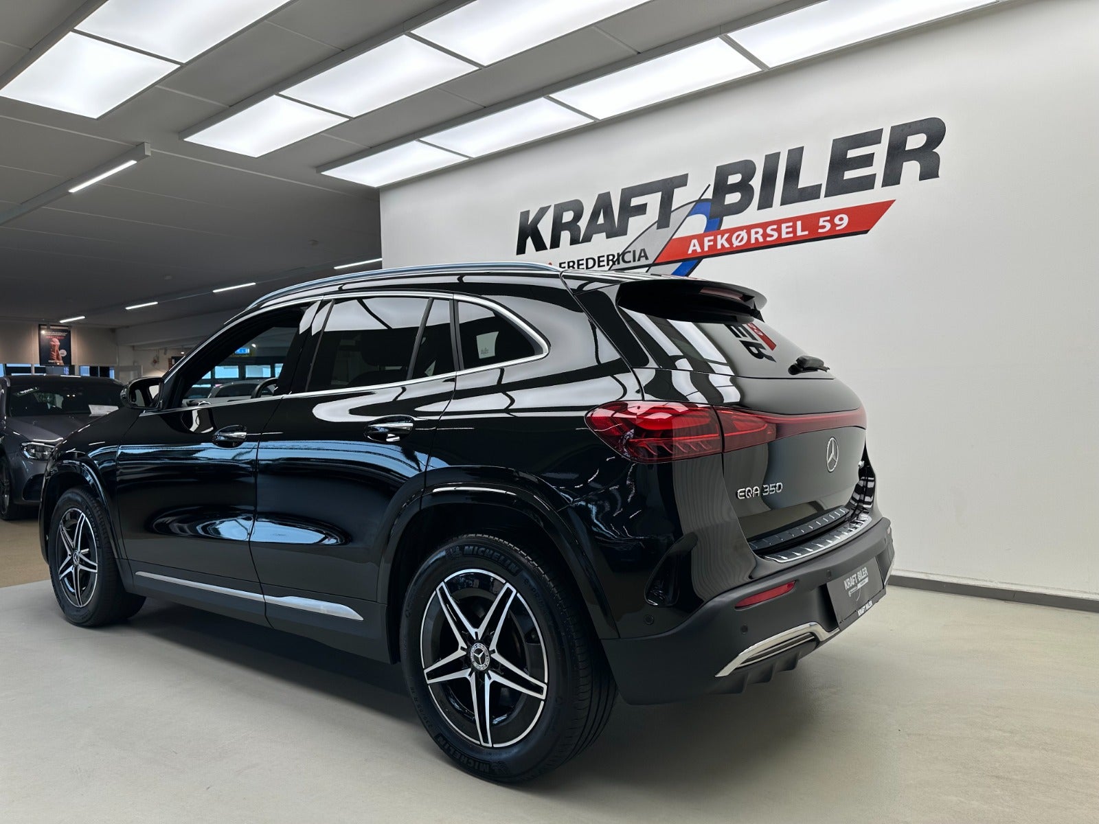 Billede af Mercedes EQA350  AMG Line 4Matic