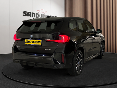 BMW iX1 xDrive30 M-Sport Premium Van
