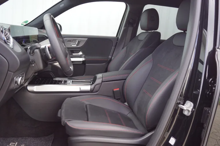 Mercedes EQB300 AMG Line 4Matic