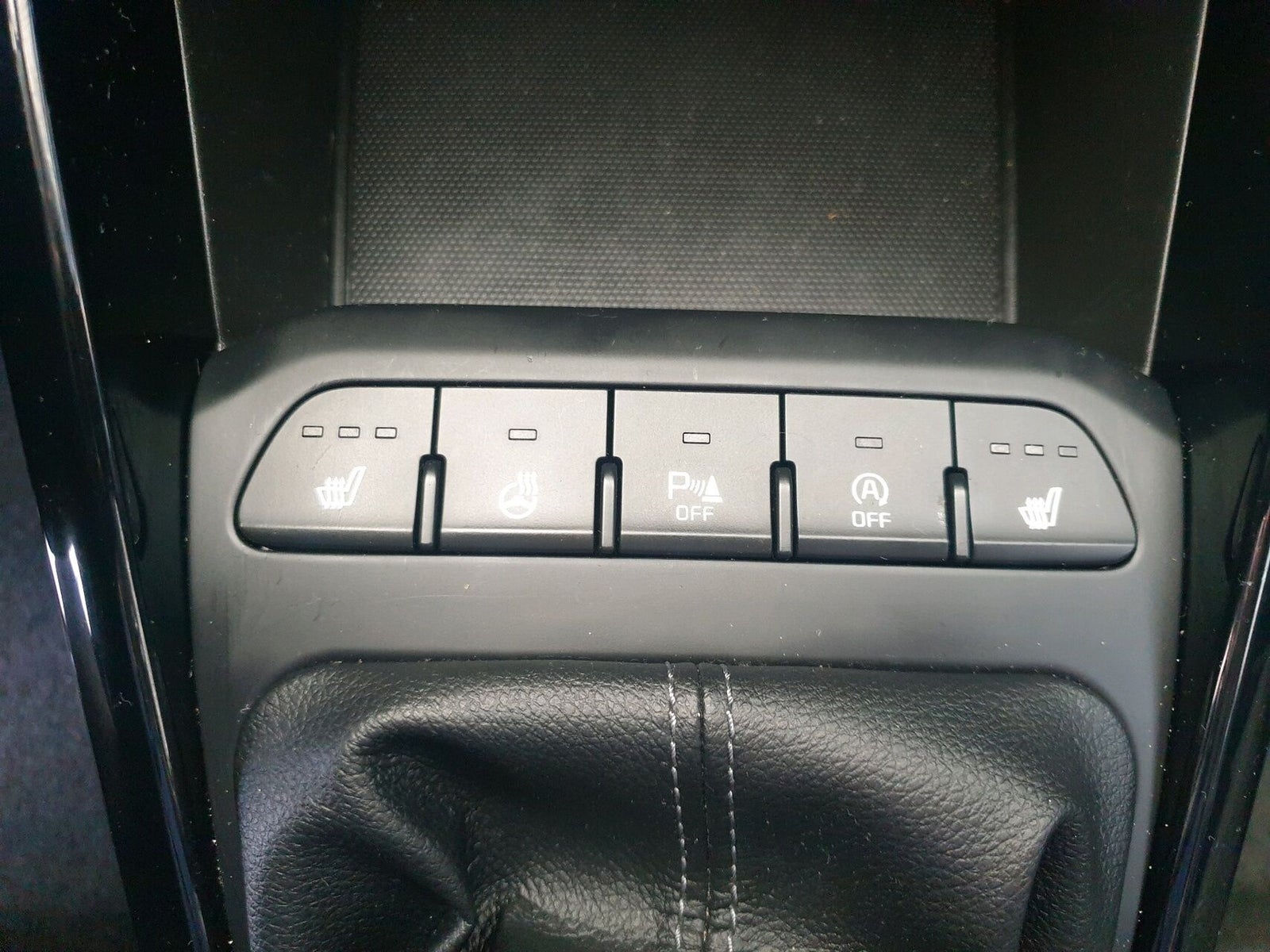 Kia Stonic T-GDi Attraction+
