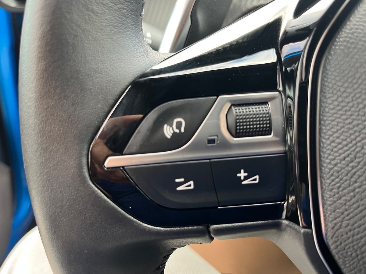 Billede af Peugeot 2008 1,2 PureTech 130 Allure EAT8