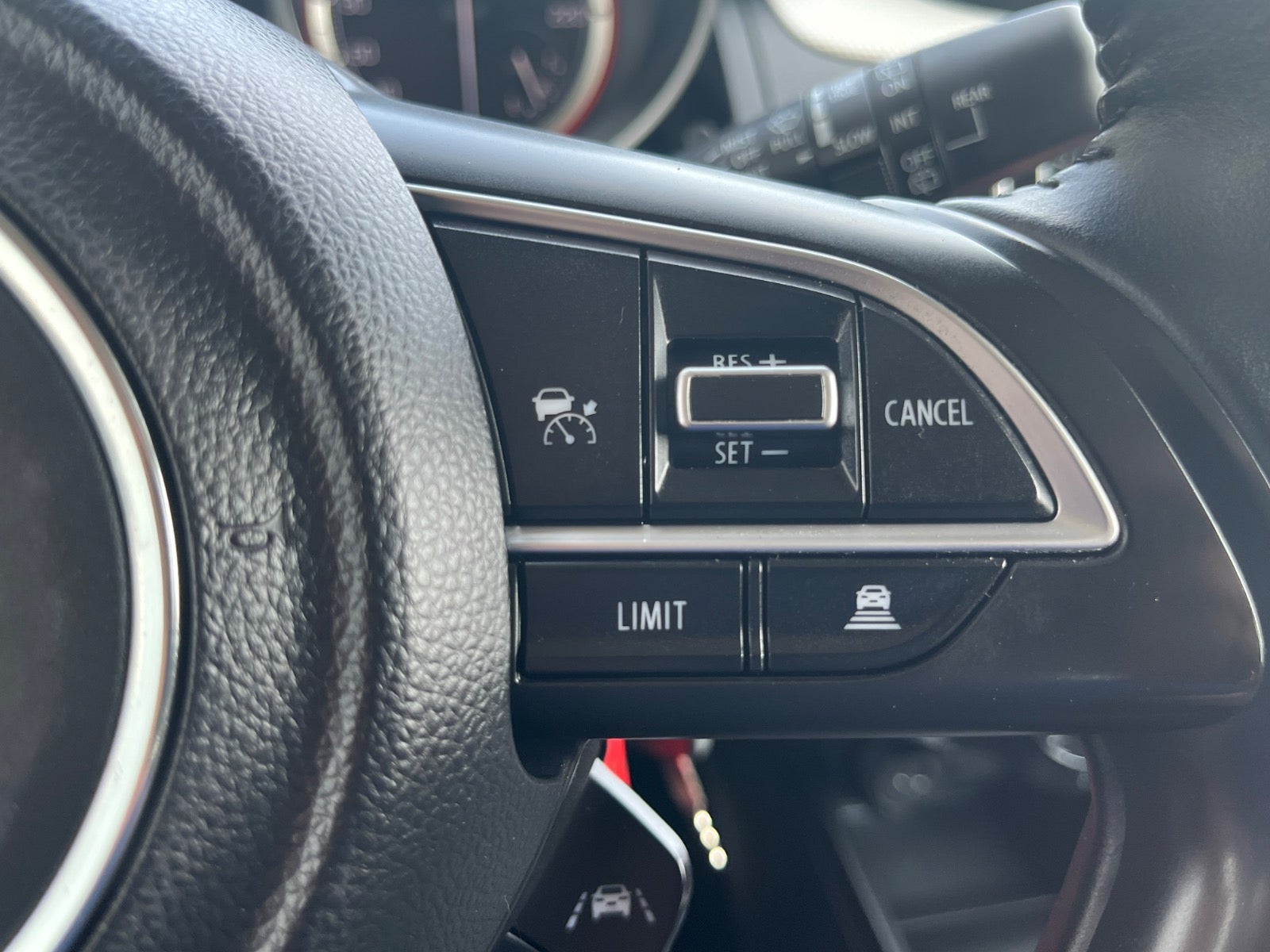 Billede af Suzuki Swift 1,2 mHybrid Club CVT