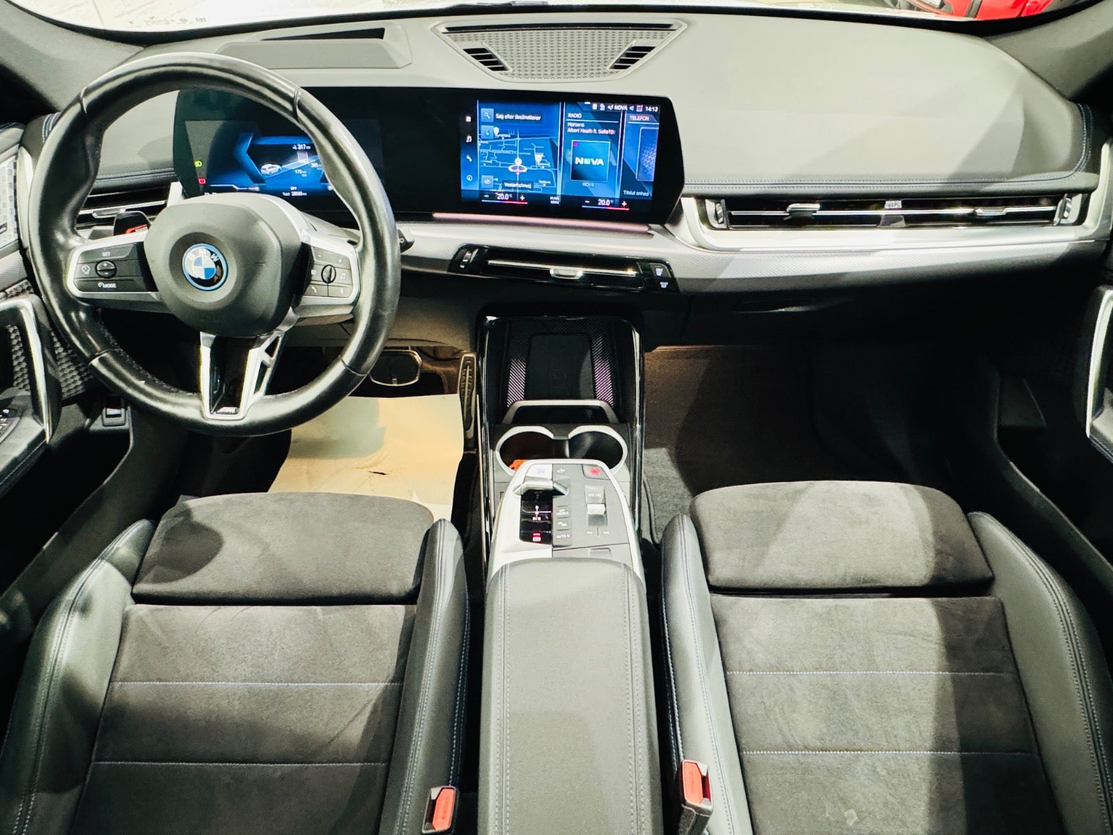 BMW iX1  xDrive30 Fully Charged M-Sport,  5-dørs