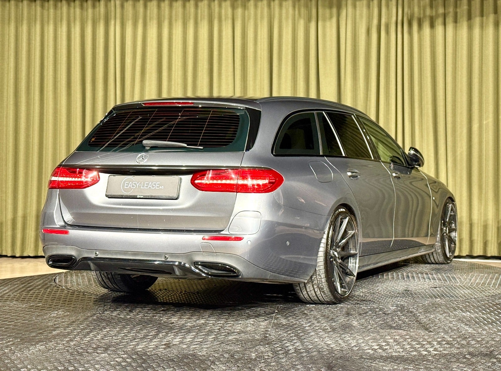 Billede af Mercedes E300 de 2,0 AMG Line stc. aut.