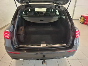 Mercedes E300 de AMG Line stc. aut. 4Matic