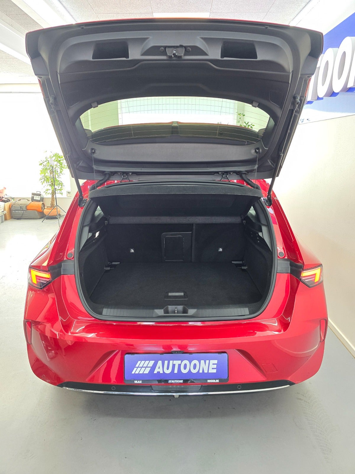 Billede af Opel Astra 1,2 T 130 Elegance aut.