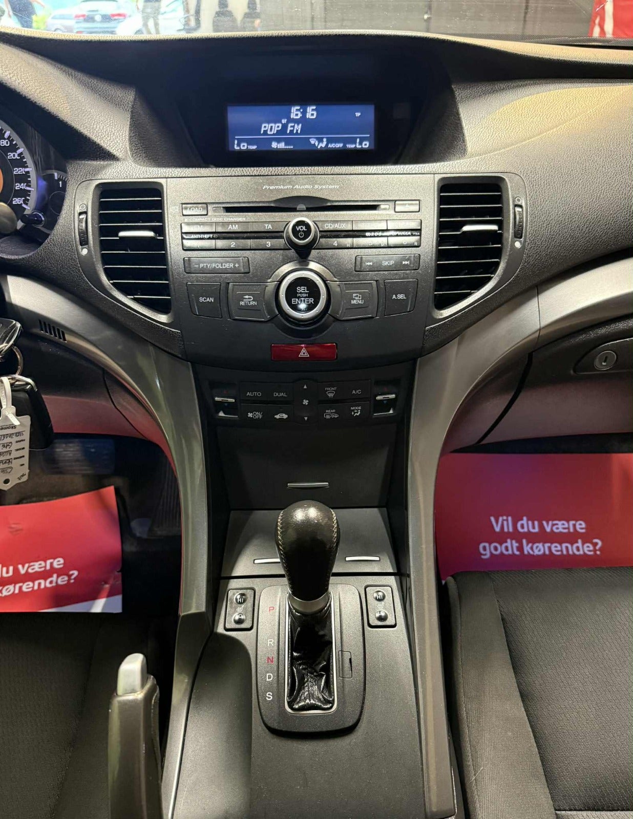 Billede af Honda Accord 2,2 i-DTEC Lifestyle Tourer aut.