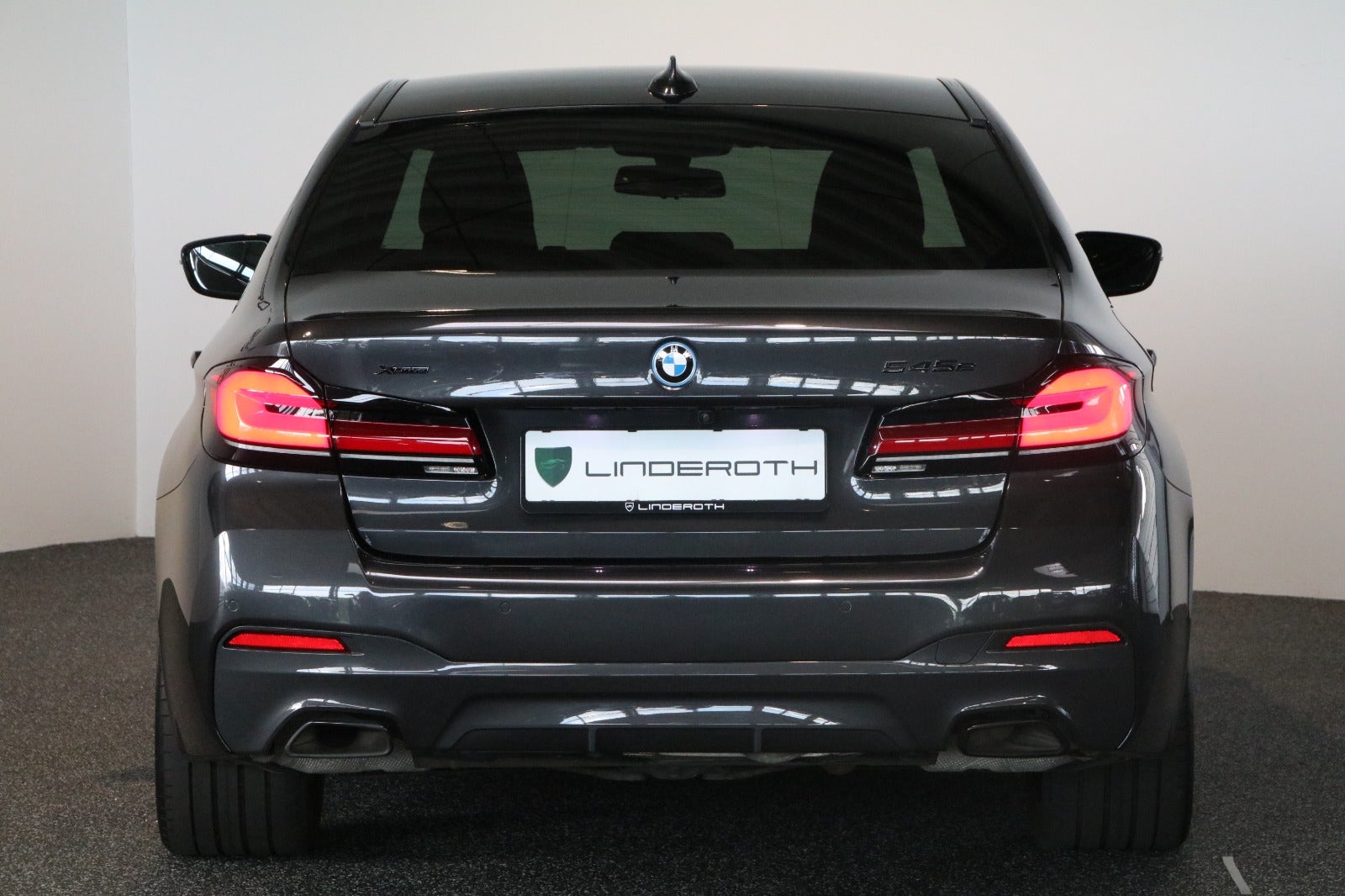 BMW 545e 3,0 M-Sport xDrive aut. 4d - 4