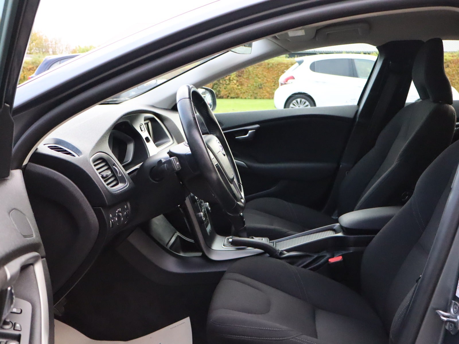 Billede af Volvo V40 2,0 D2 120 Momentum Eco