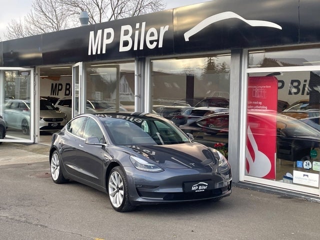 Tesla Model 3  Performance AWD