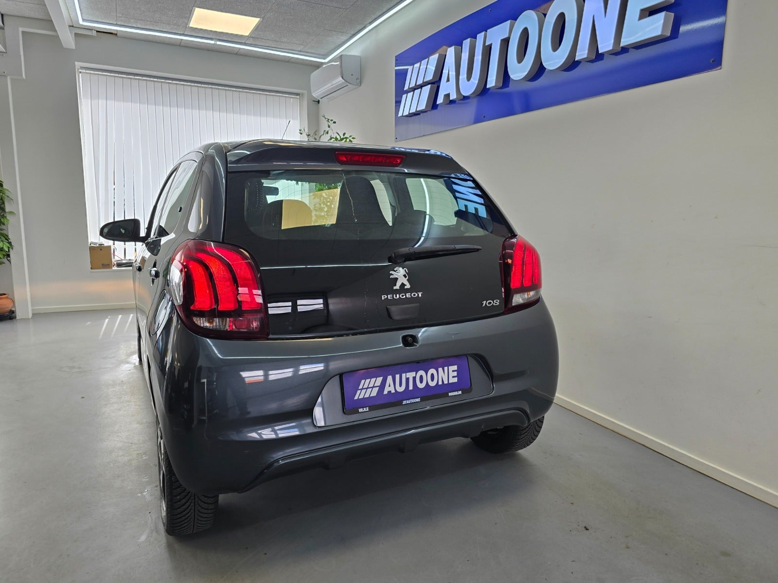 Billede af Peugeot 108 1,0 e-VTi 72 Allure+