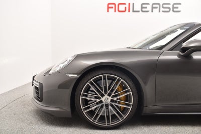 Porsche 911 Turbo S Cabriolet PDK