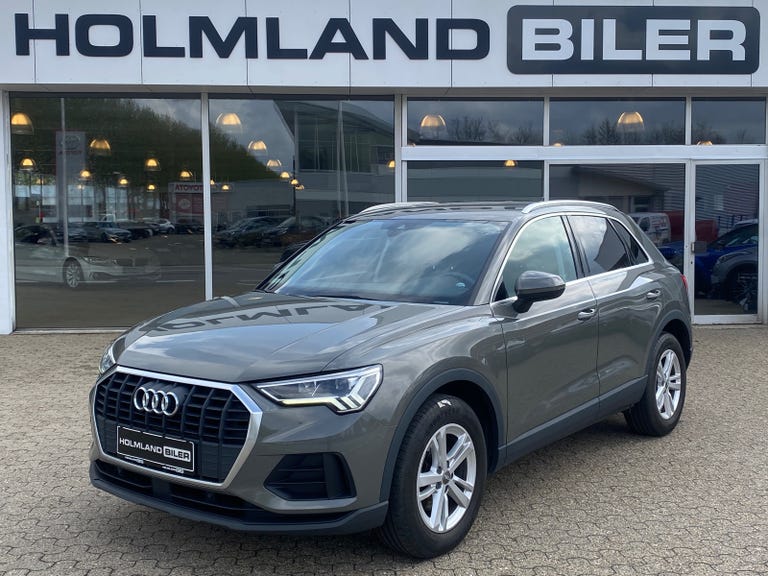 Audi Q3 TDi Prestige S-tr. Van