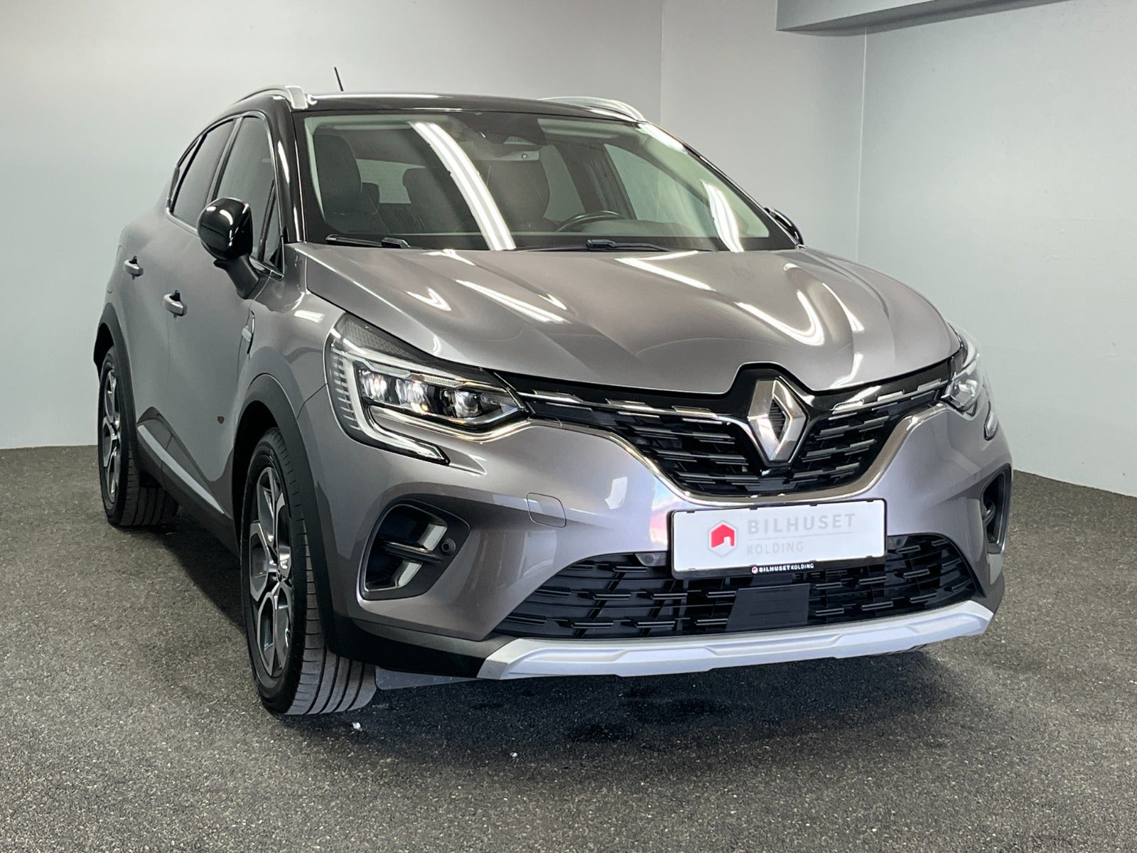Billede af Renault Captur 1,6 E-Tech Intens