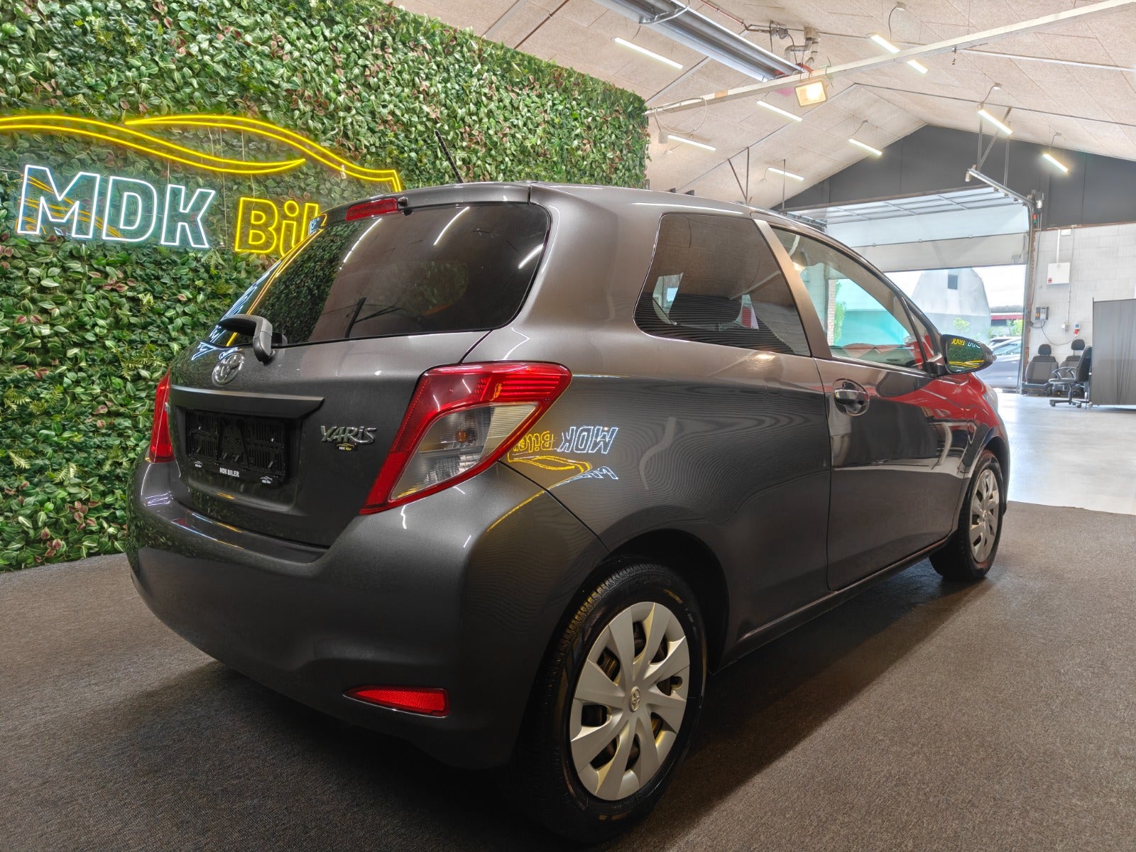 Billede af Toyota Yaris 1,0 VVT-i T1