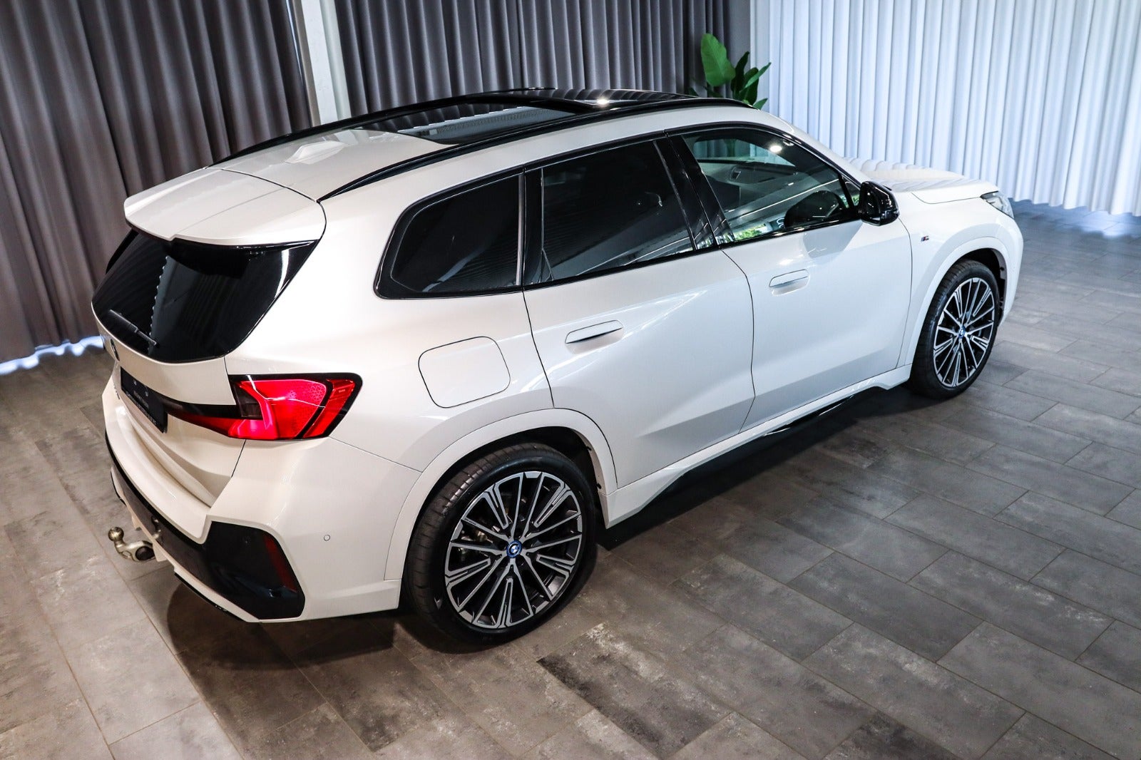 Billede af BMW iX1  xDrive30 M-Sport Premium