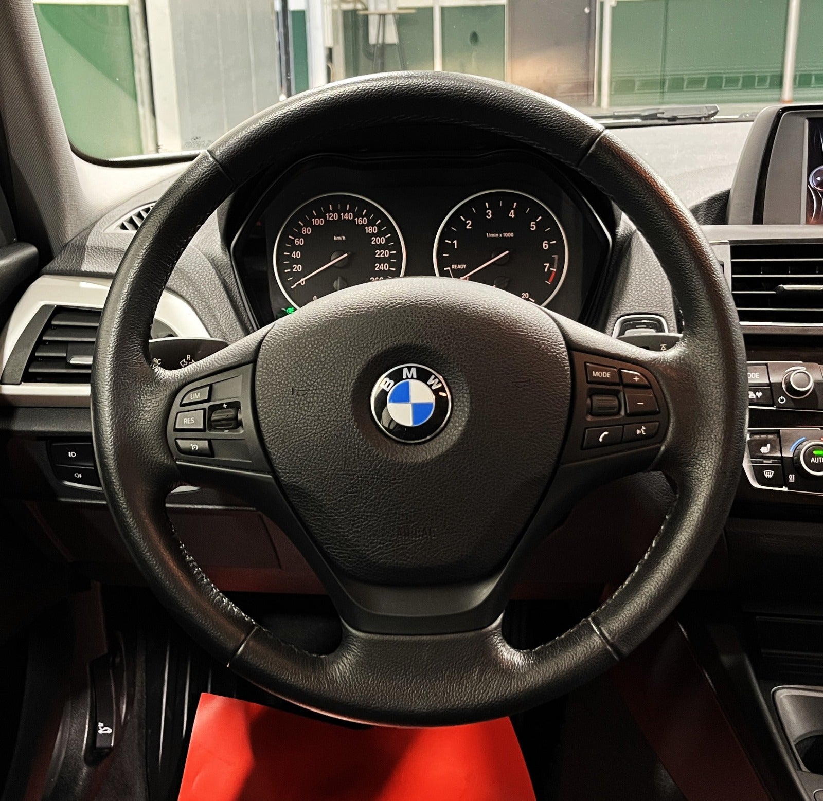 BMW 120i 2016