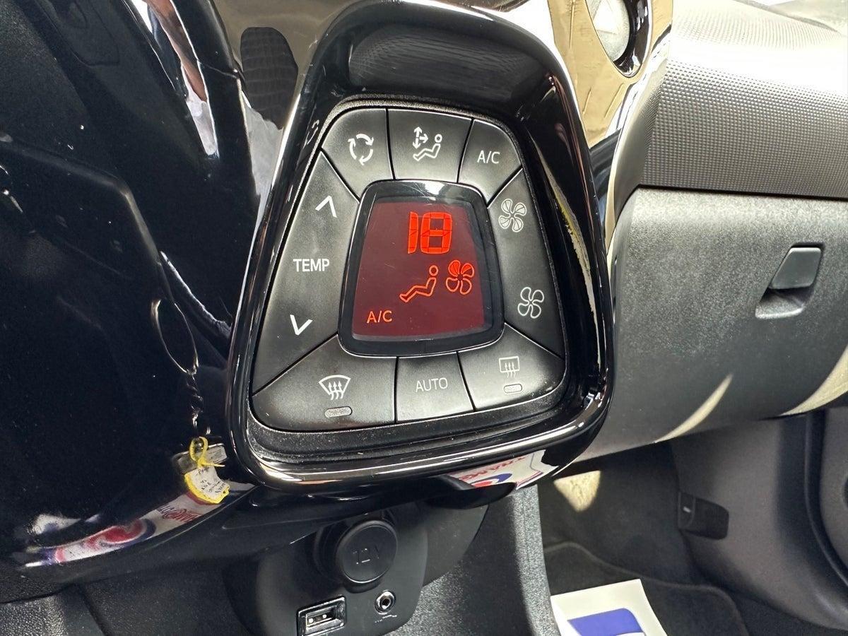 Billede af Peugeot 108 1,0 e-VTi 72 Allure+