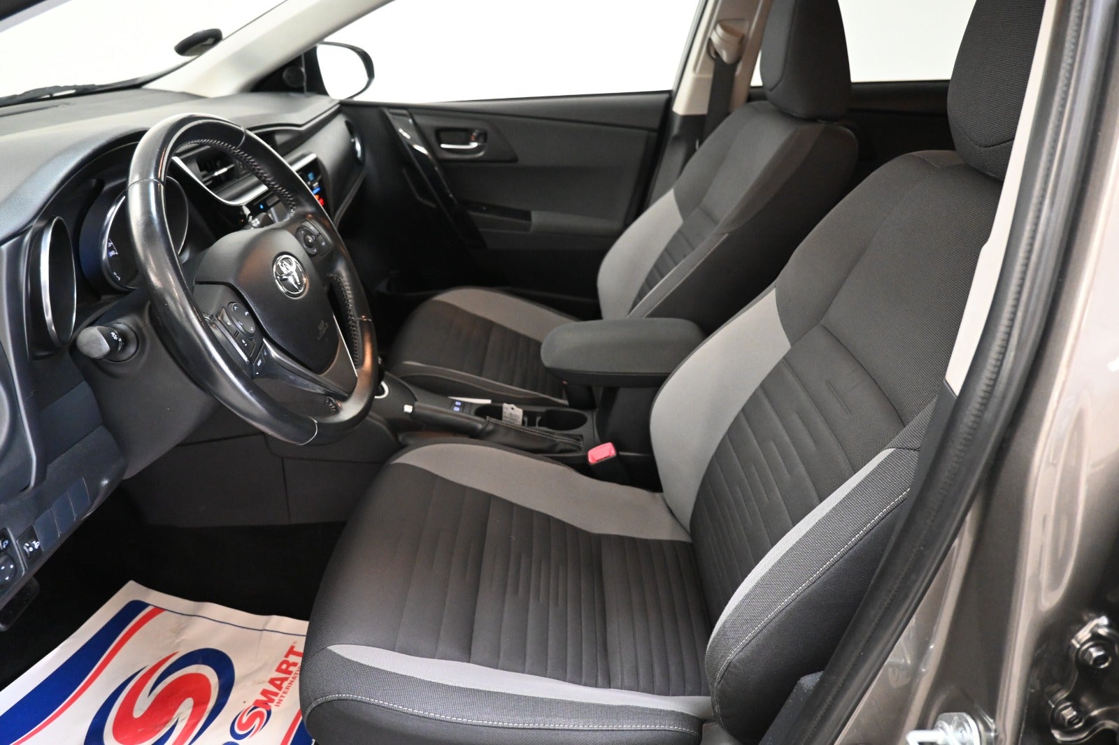 Toyota Auris Hybrid H2 Comfort CVT